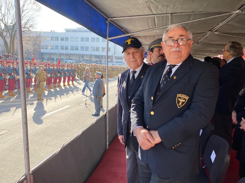 Cien Águilas asiste a Juramento a la Bandera en Concepción