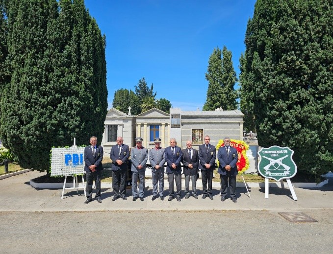 Detacamento Concepción rememora a Veteranos del 79 en mausoleo penquista