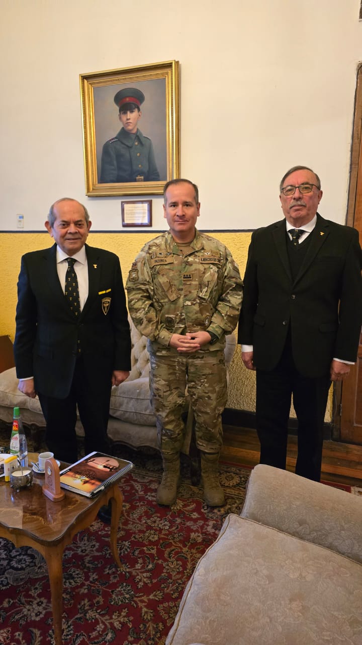 Reunión de trabajo con el Comando de la Guarnición y Destacamento de Montaña N° 3 "Yungay"