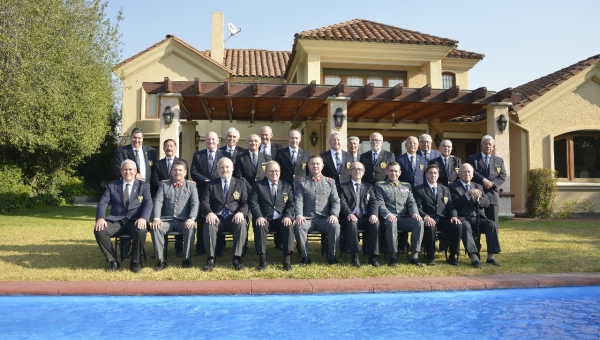 Almuerzo en Honor a las Glorias del Ejército: Un encuentro de camaradería y amistad